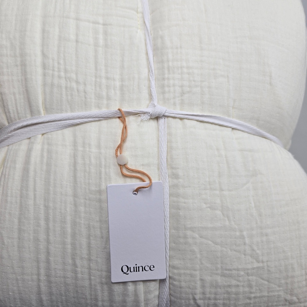 NWT QUINCE Organic Airy Gauze Dream Quilt King/Cal King Ivory 6934 - Picture 6 of 12